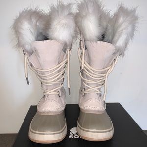 Sorel women’s boots (tall) size 7